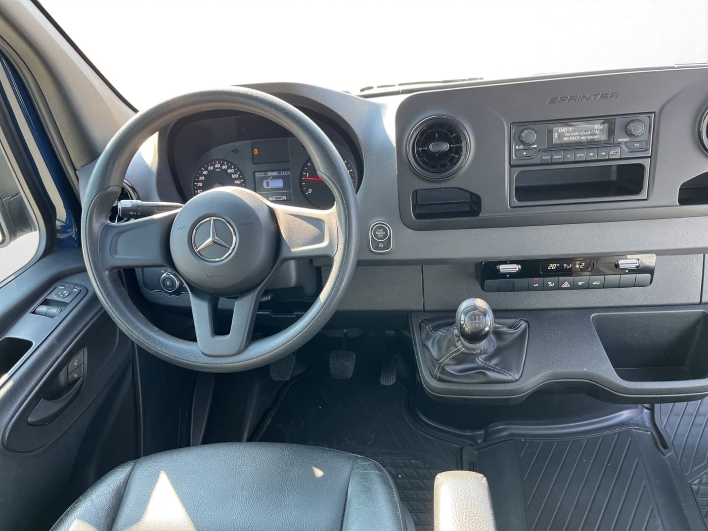 Mercedes-Benz Sprinter 211 CDI  Doka Pritsche Bild 8