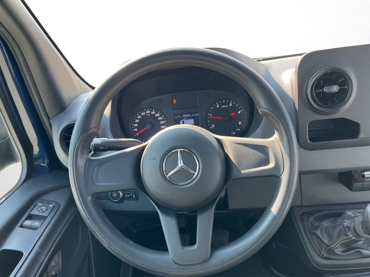 Mercedes-Benz Sprinter 211 CDI  Doka Pritsche Bild 9