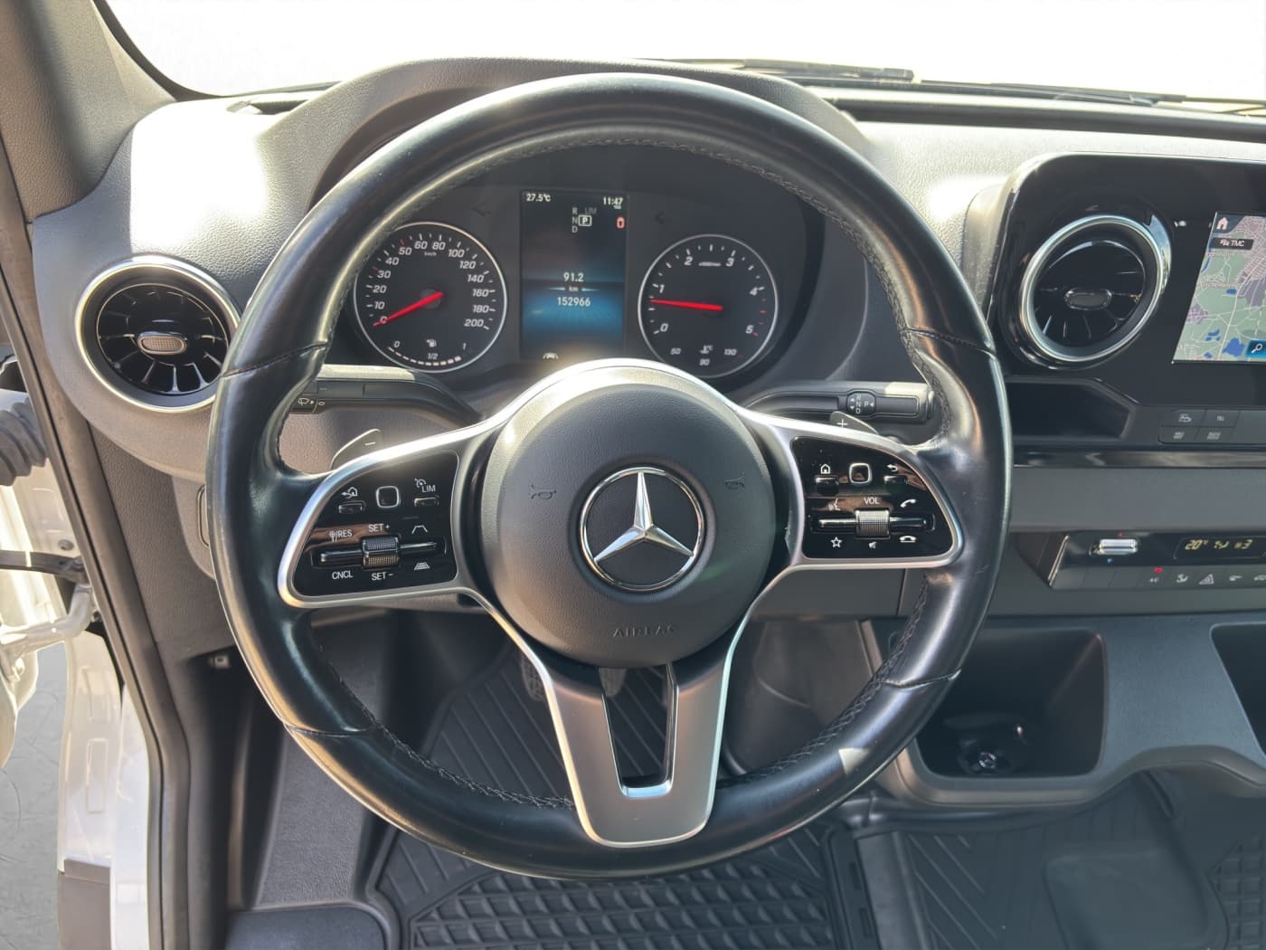 Mercedes-Benz Sprinter 319 CDI Kasten Bild 10