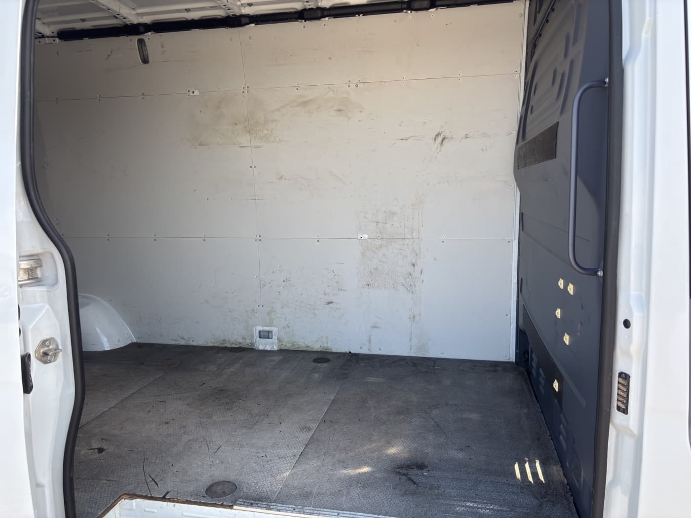 Mercedes-Benz Sprinter 319 CDI Kasten Bild 16