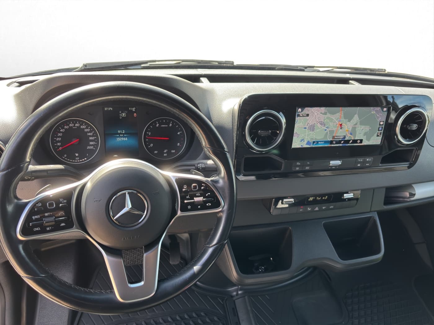 Mercedes-Benz Sprinter 319 CDI Kasten Bild 9