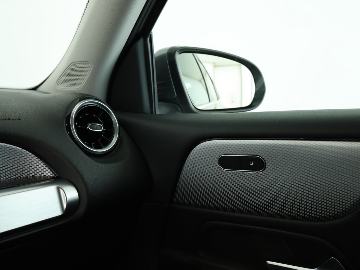 Mercedes-Benz GLB 250 4M Bild 16