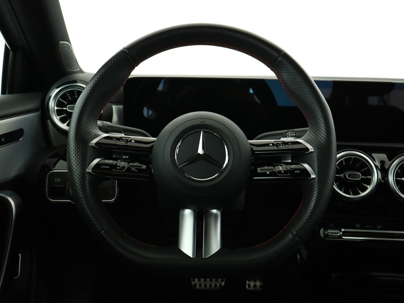 Mercedes-Benz A 180 Lim Bild 11