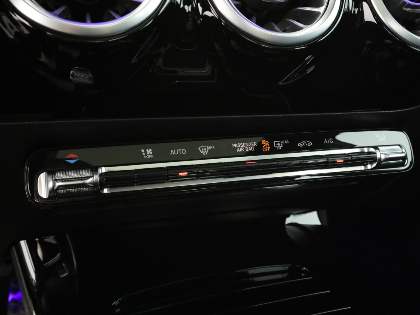 Mercedes-Benz A 180 Lim Bild 14