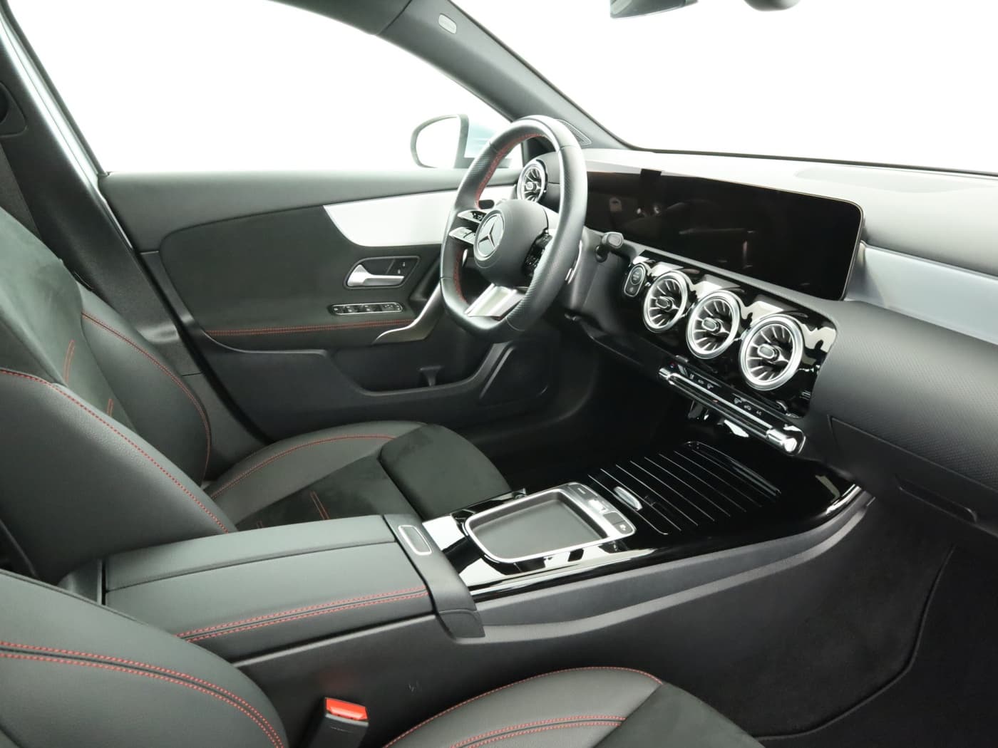 Mercedes-Benz A 180 Lim Bild 17