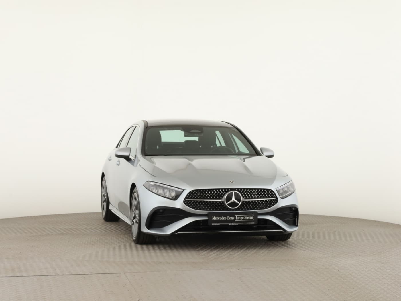 Mercedes-Benz A 180 Lim Bild 3