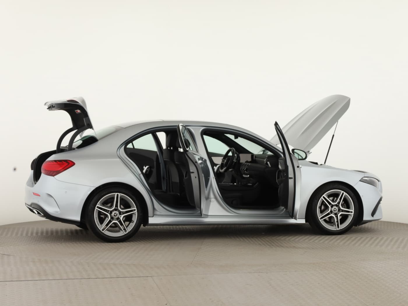 Mercedes-Benz A 180 Lim Bild 8