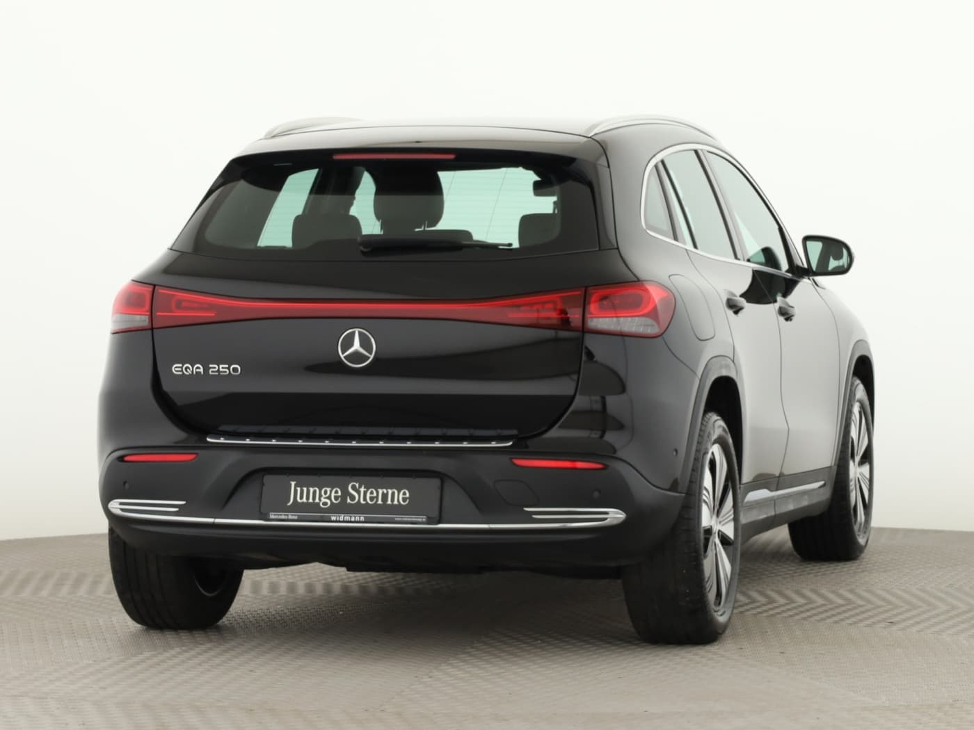 Mercedes-Benz EQA 250 Bild 2