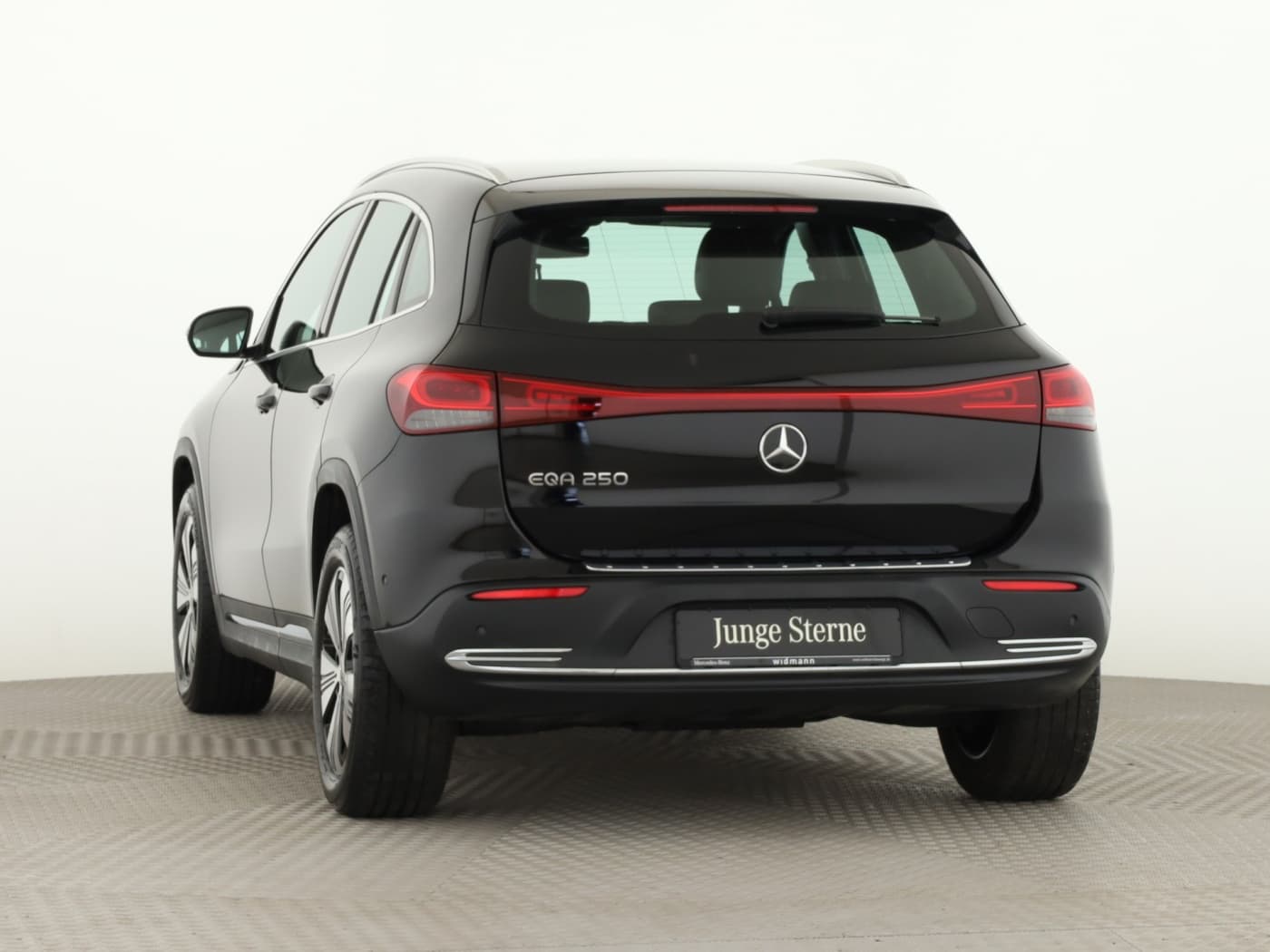 Mercedes-Benz EQA 250 Bild 4