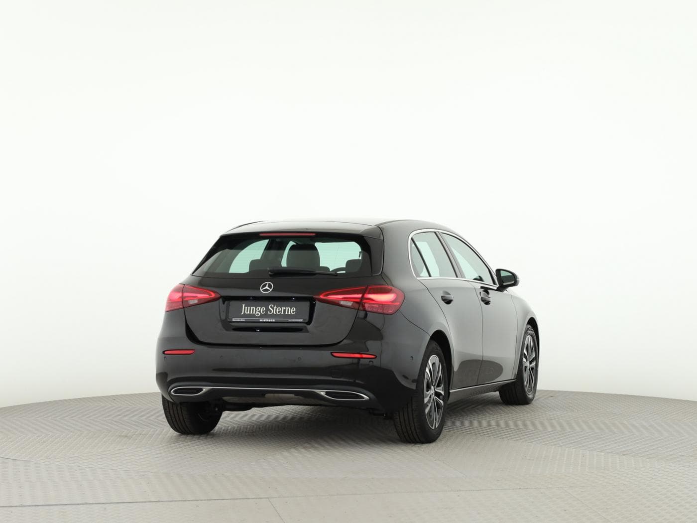 Mercedes-Benz A 180 Bild 2