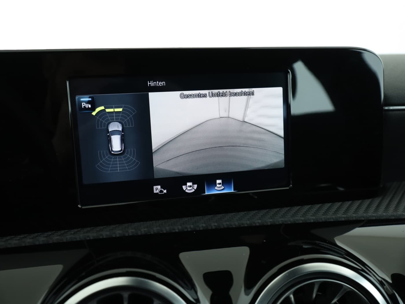 Mercedes-Benz CLA 180 d SB Bild 24