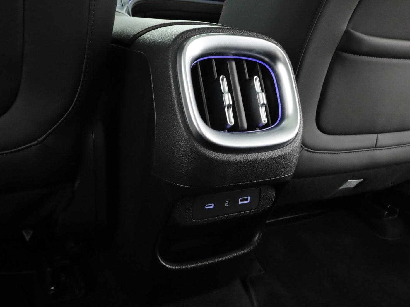 Smart 1 Brabus AWD (66kWh) Bild 24