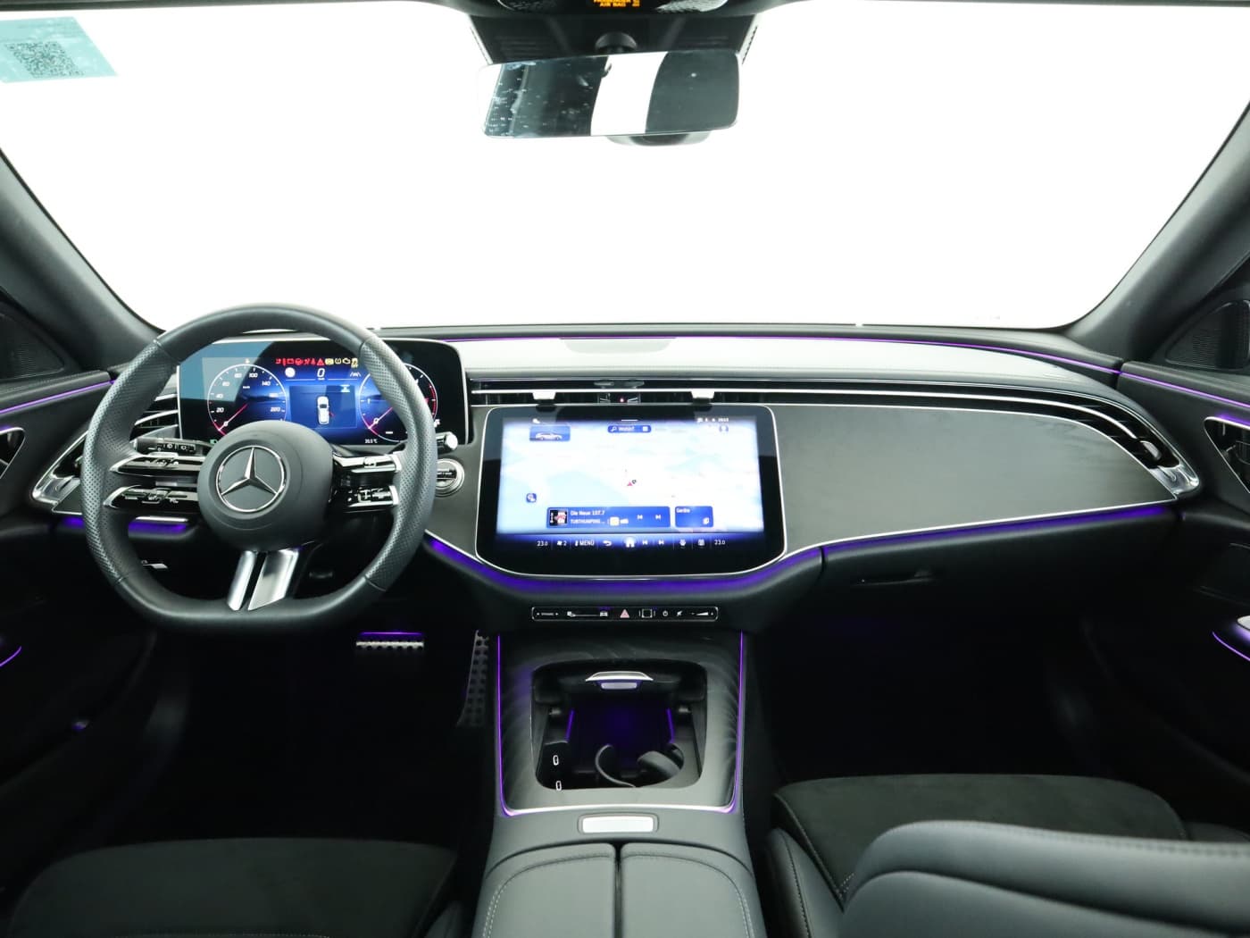 Mercedes-Benz E 220 d T Bild 19