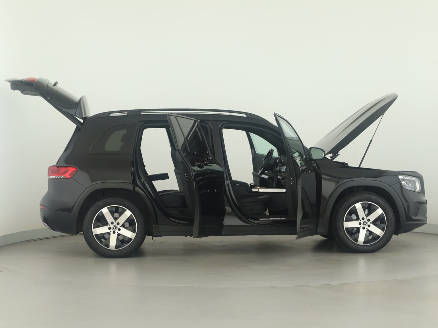 Mercedes-Benz GLB 220 d 4M Bild 8