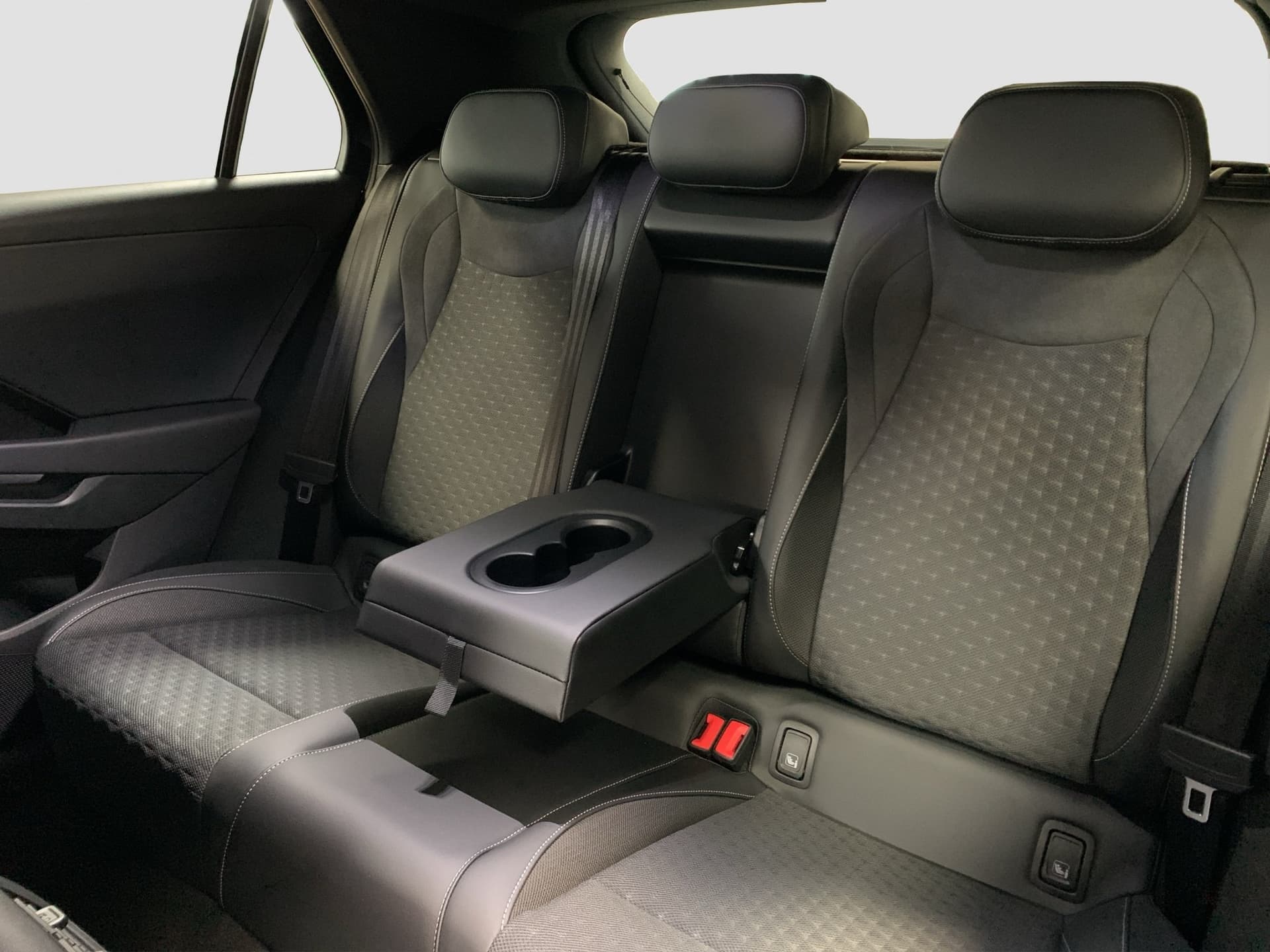 Volkswagen T-Roc R-Line 1.5 l DSG Bild 15