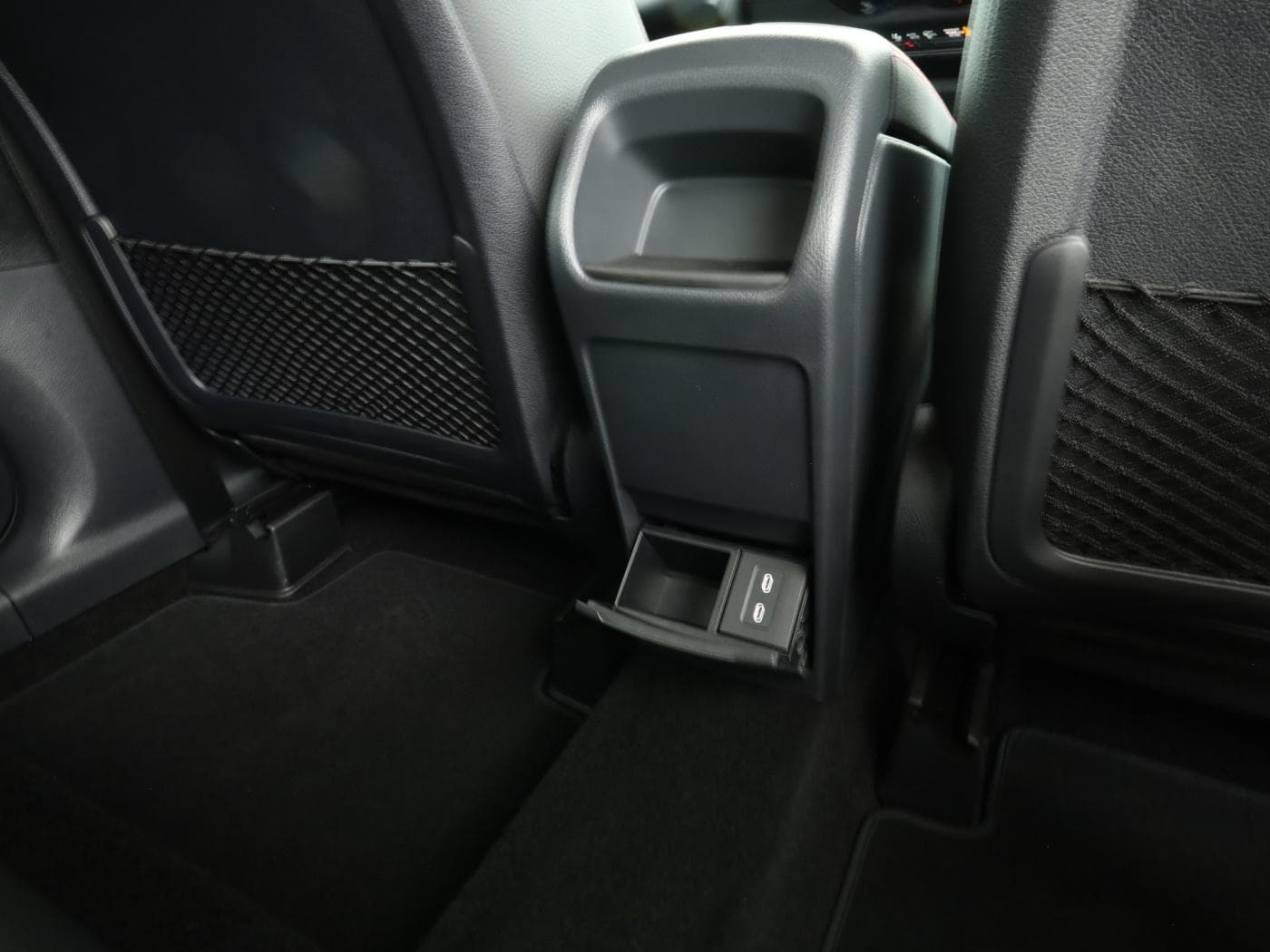 Mercedes-Benz GLB 200 Bild 25