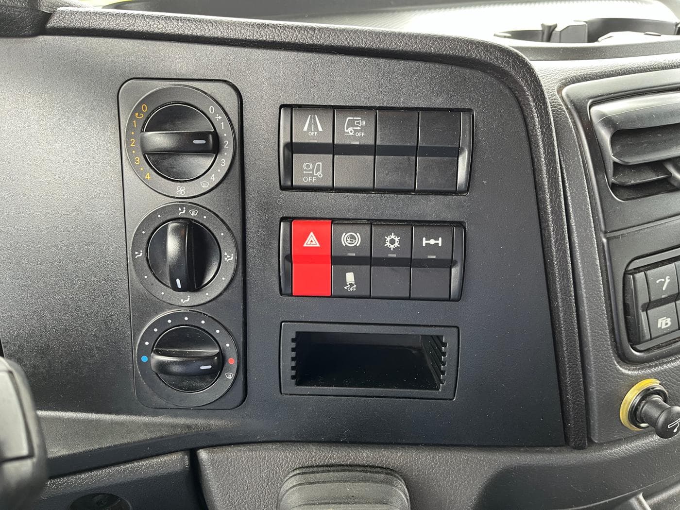 Mercedes-Benz Atego 1530 L BigSpace Bild 20