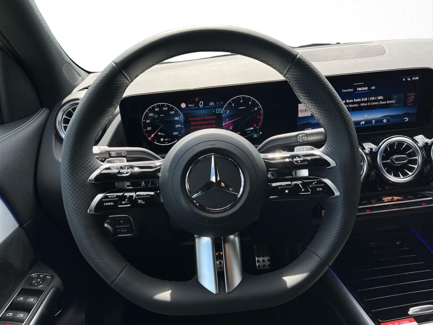 Mercedes-Benz GLA 200 Bild 10