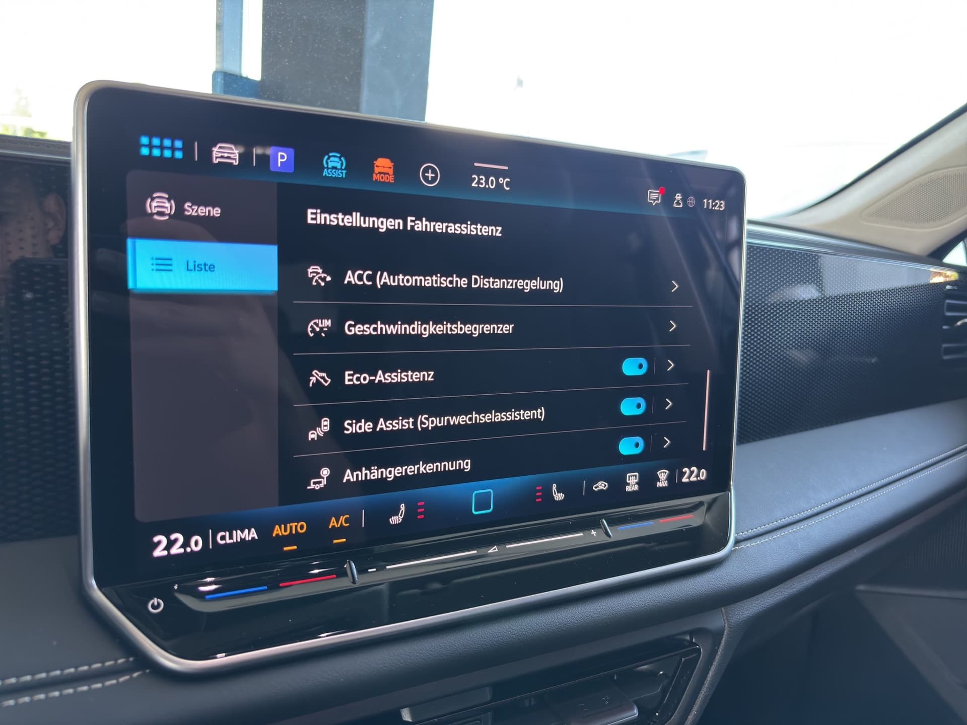Volkswagen Tiguan GOAL 1.5 eTSI 130 PS DSG NAVI AHK KAMERA Bild 13