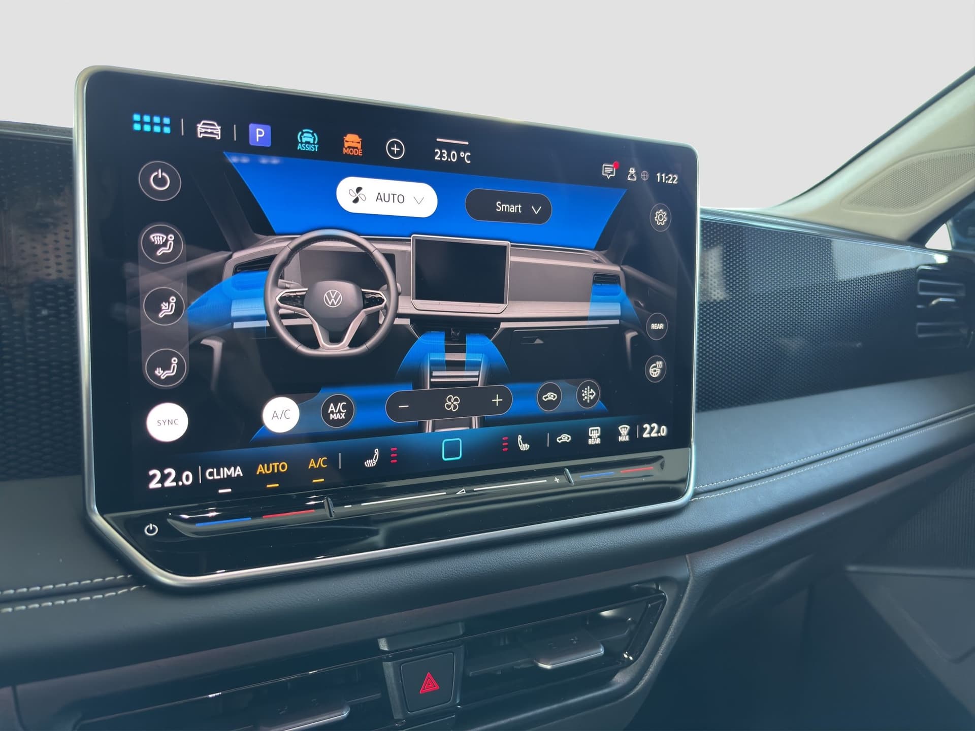 Volkswagen Tiguan GOAL 1.5 eTSI 130 PS DSG NAVI AHK KAMERA Bild 6