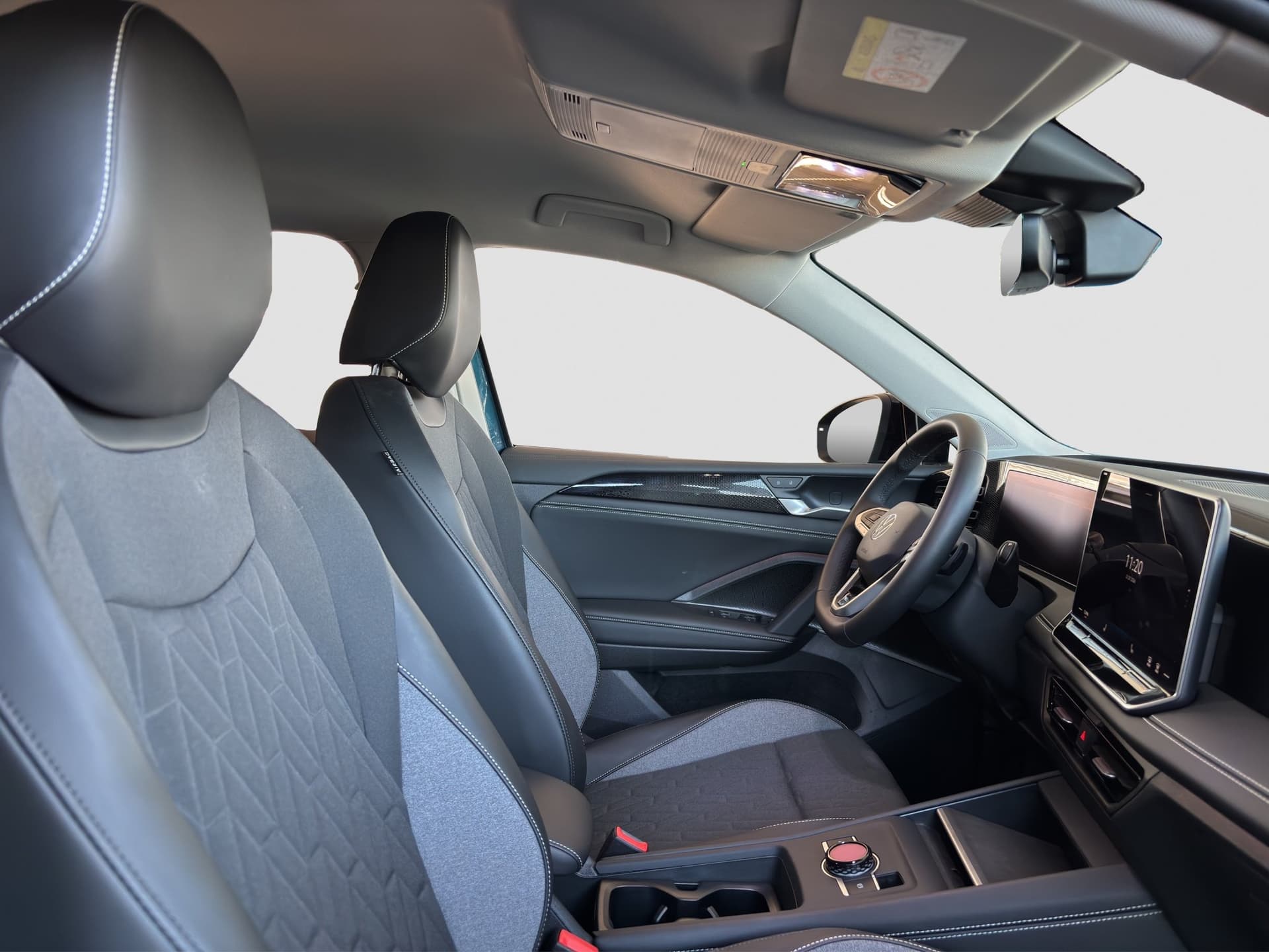 Volkswagen Tiguan GOAL 1.5 eTSI 130 PS DSG NAVI AHK KAMERA Bild 7