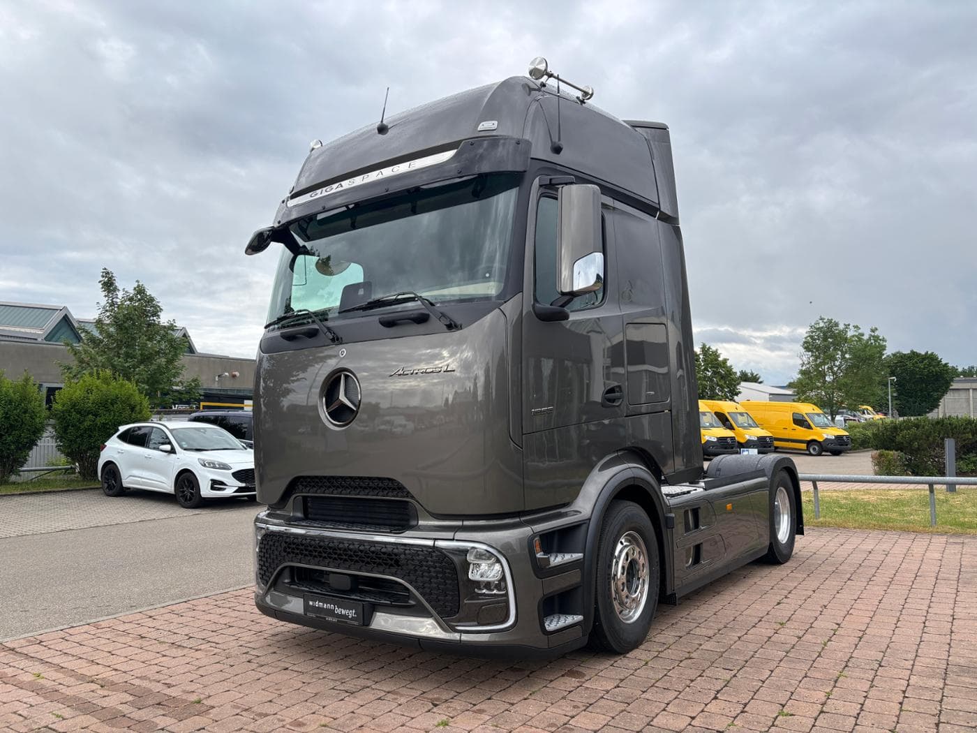 Mercedes-Benz Actros 1853 LS 4x2 Bild 1