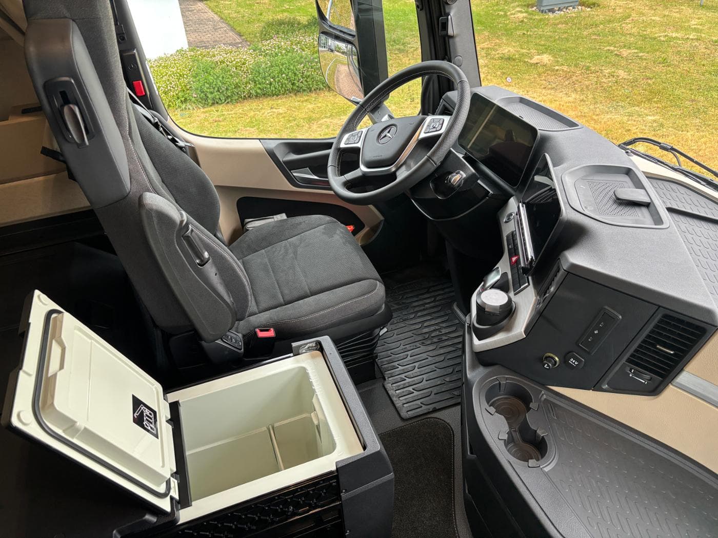 Mercedes-Benz Actros 1853 LS 4x2 Bild 15