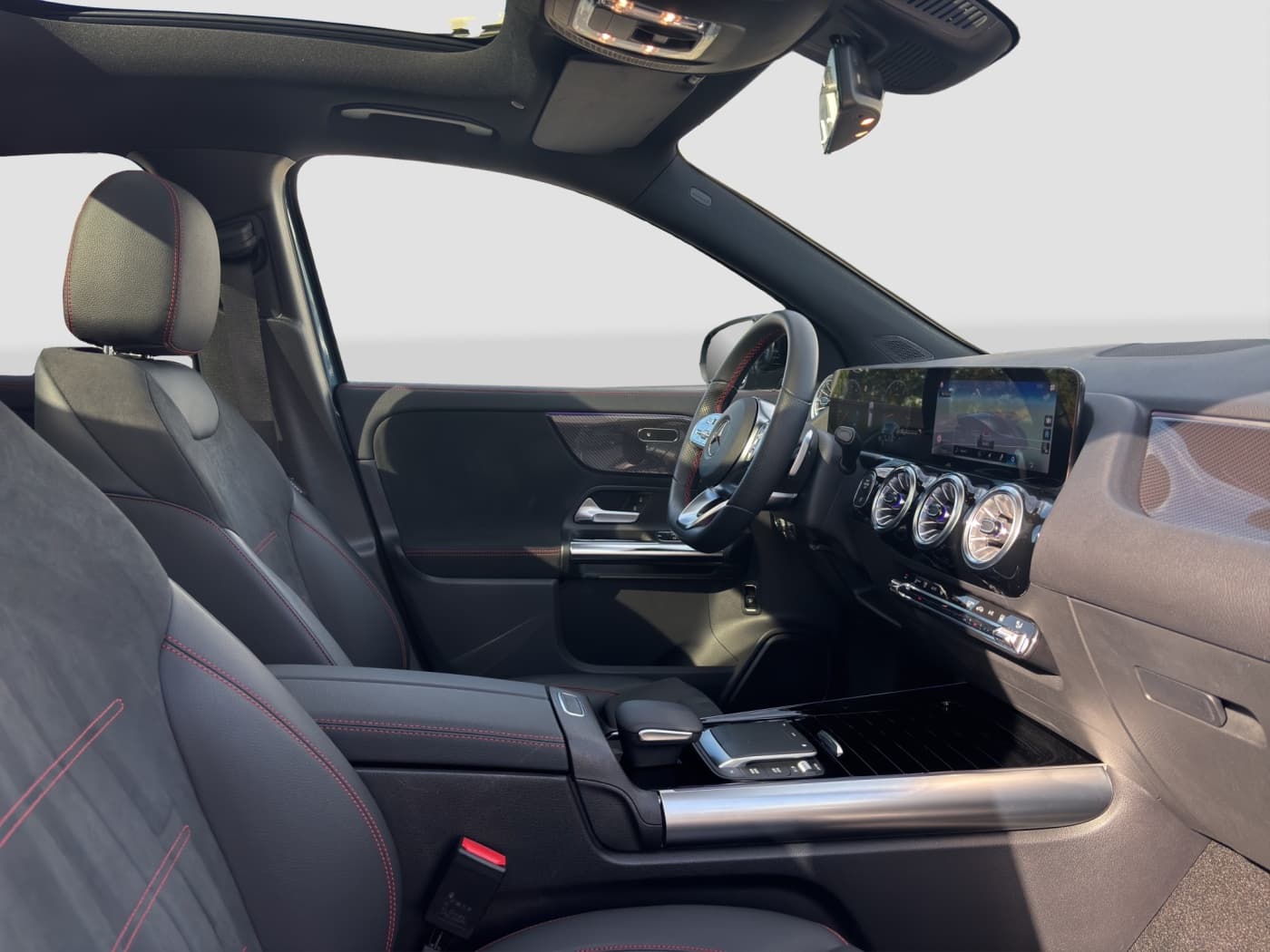 Mercedes-Benz GLA 180 Bild 15