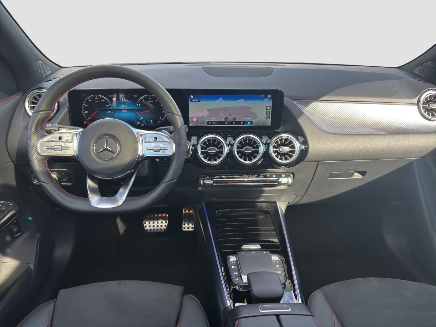 Mercedes-Benz GLA 180 Bild 9