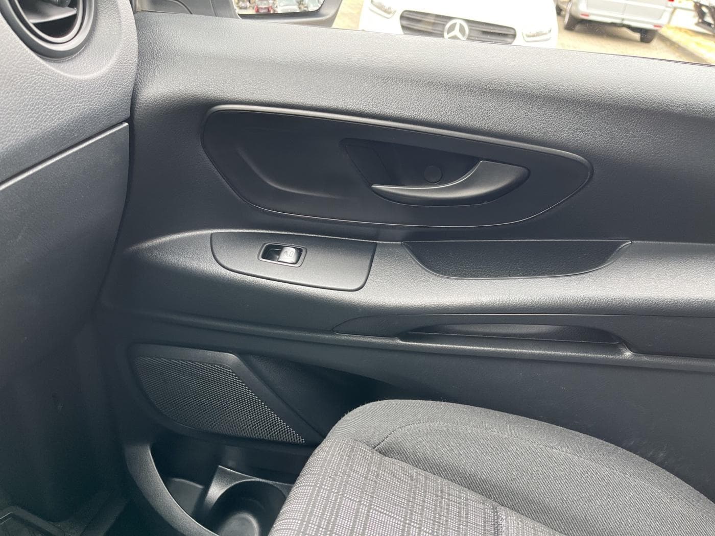 Mercedes-Benz Vito 114 d Kasten Bild 12