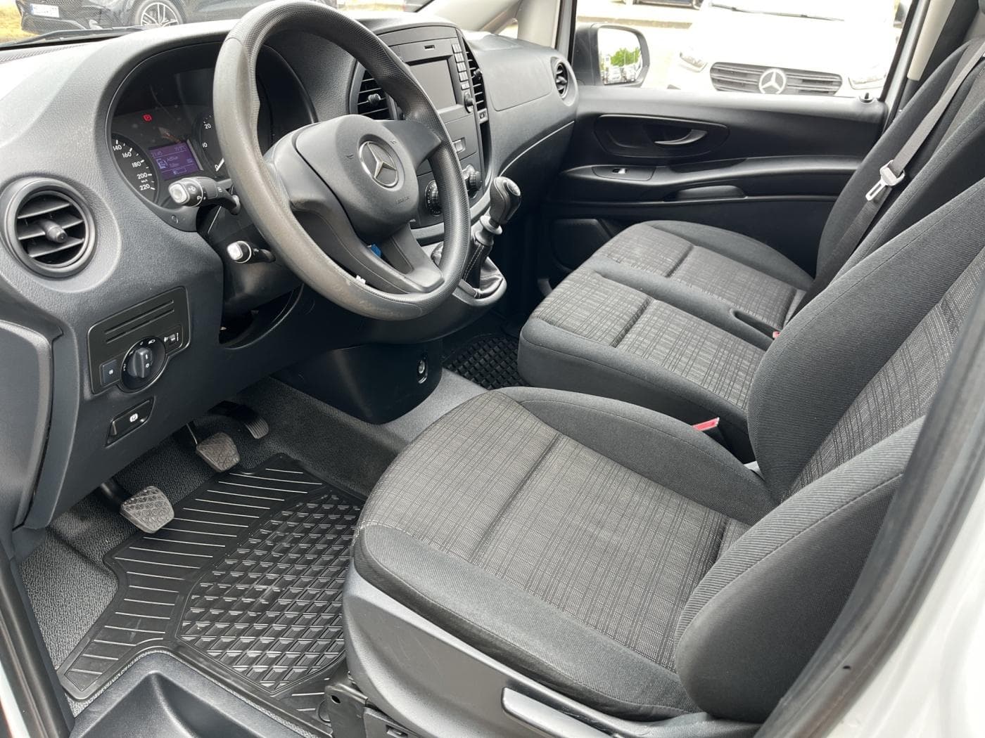 Mercedes-Benz Vito 114 d Kasten Bild 18