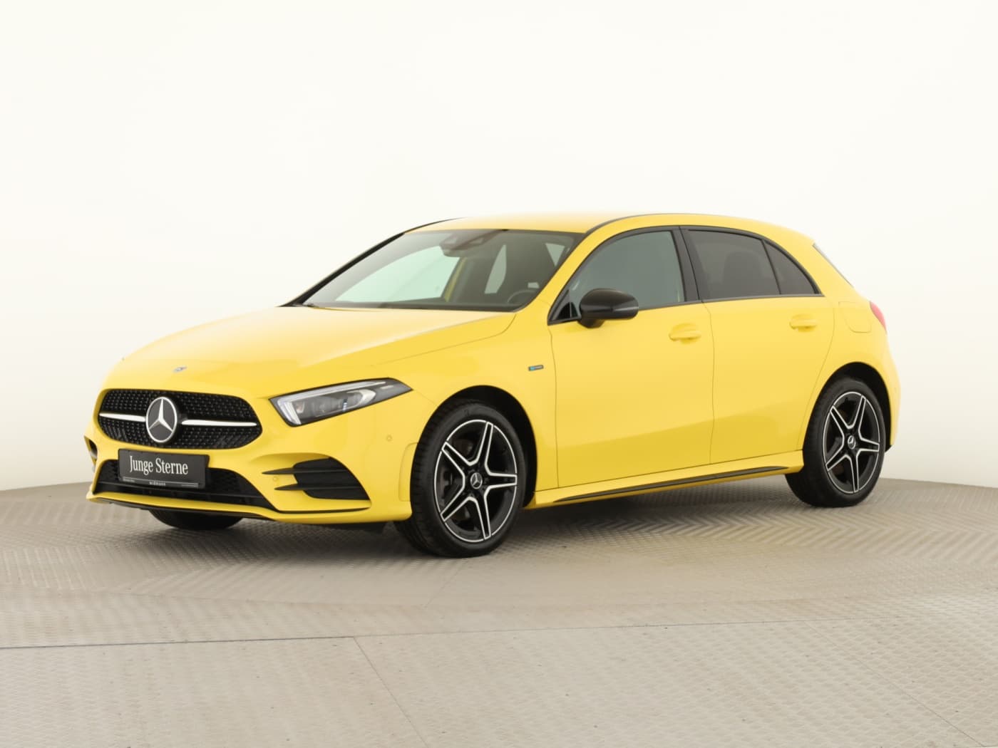 Mercedes-Benz A 250 e Bild 5