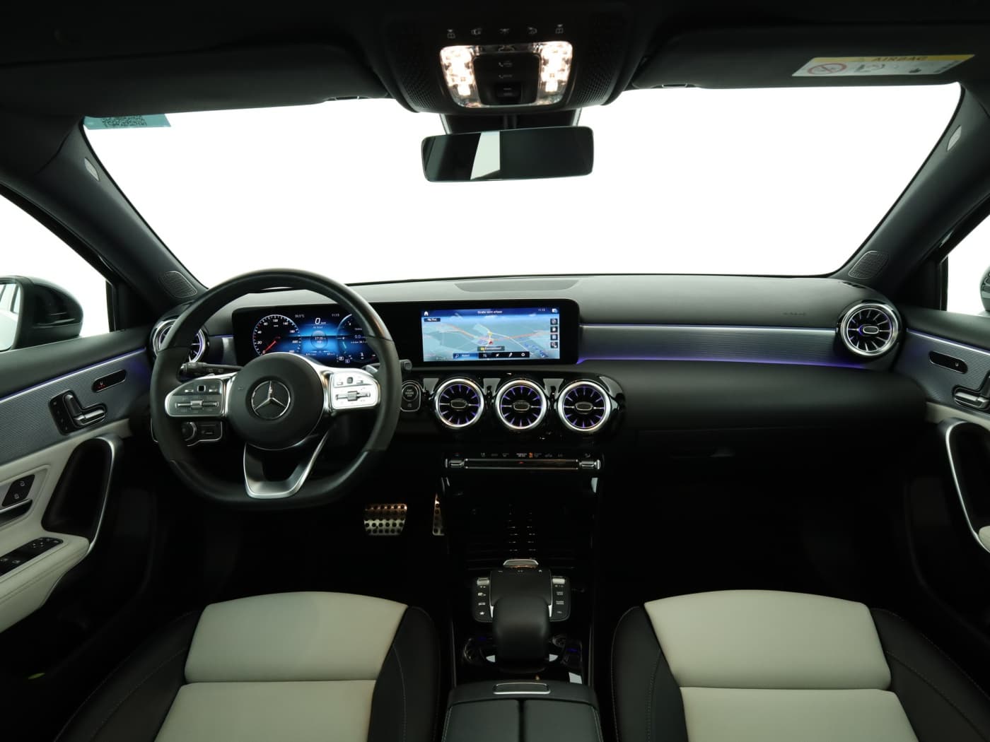 Mercedes-Benz A 250 4M Bild 19