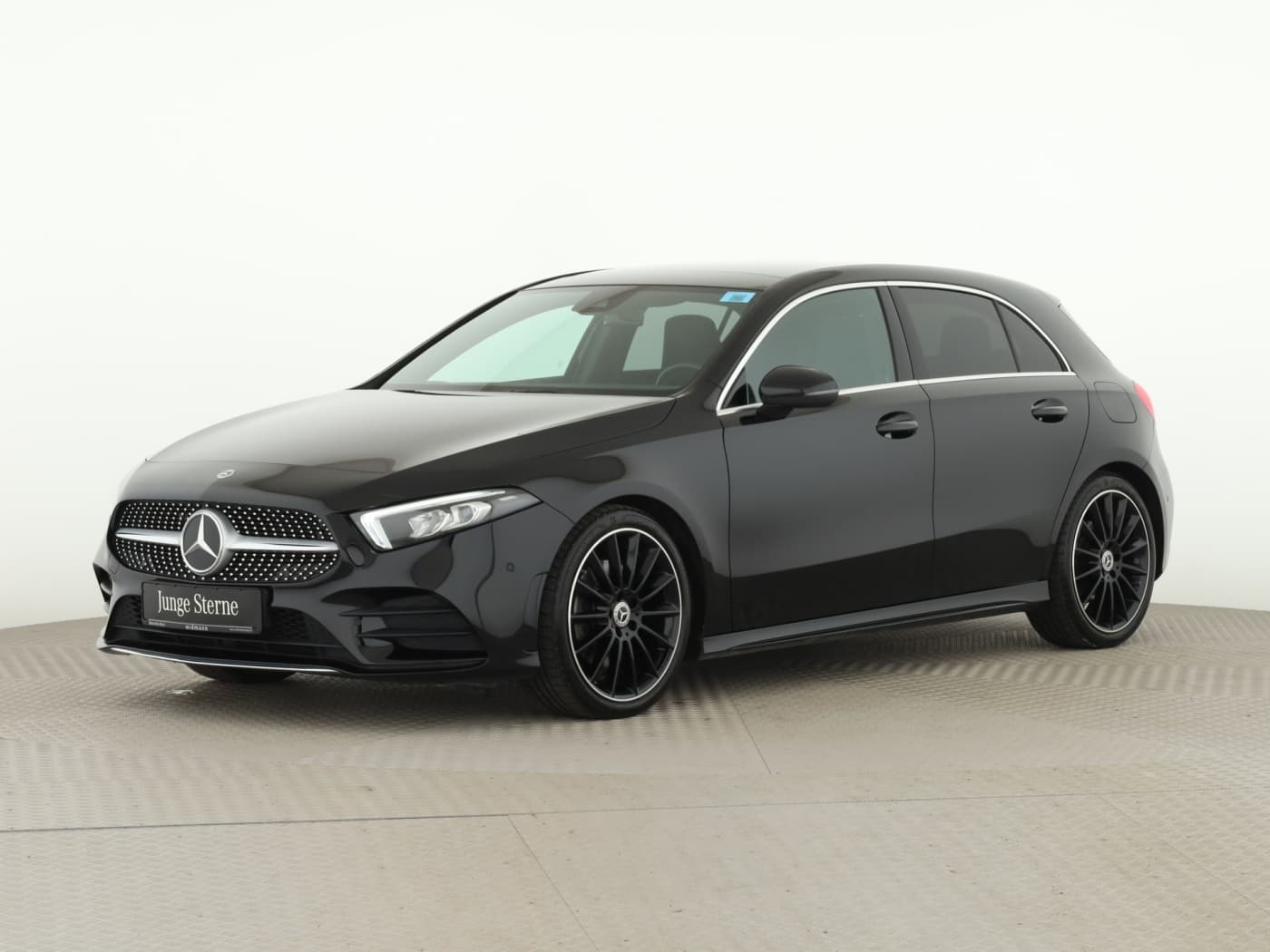 Mercedes-Benz A 250 4M Bild 5