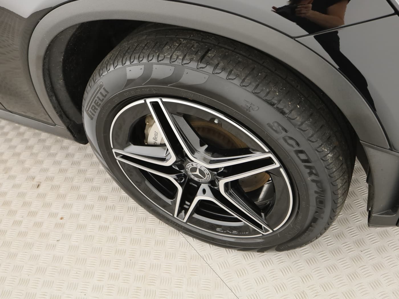 Mercedes-Benz GLC 300 e 4M Bild 21