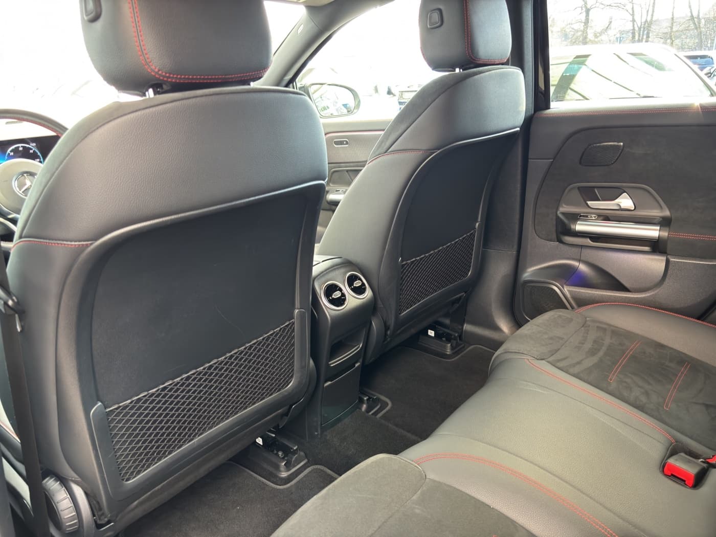 Mercedes-Benz EQA 250 Bild 24