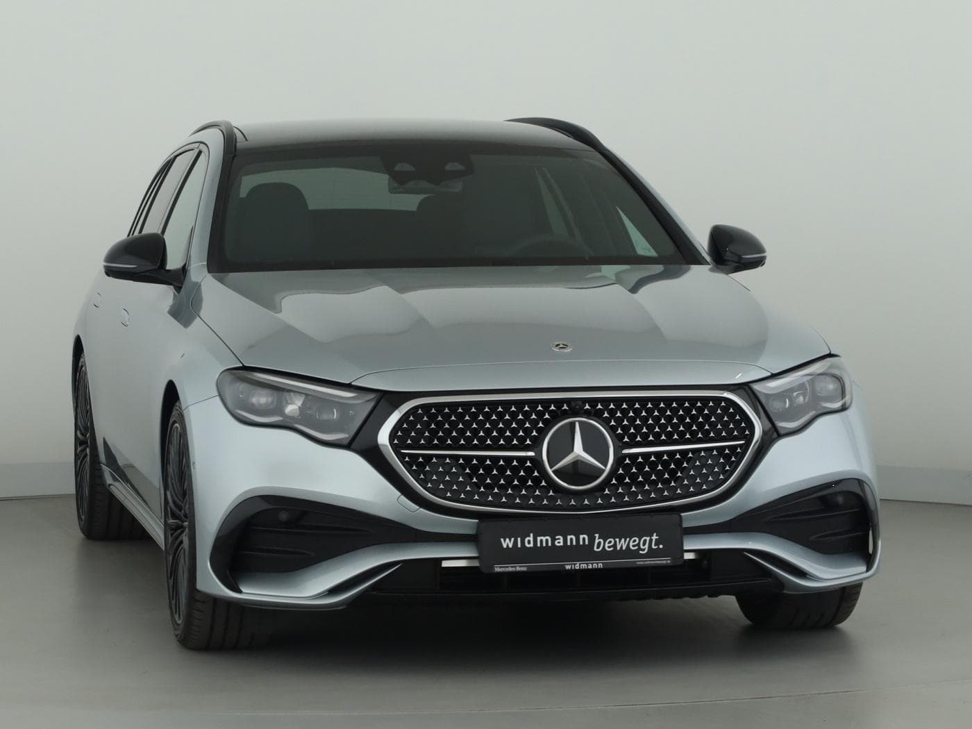 Mercedes-Benz E 450 d 4MATIC T-Modell Bild 3
