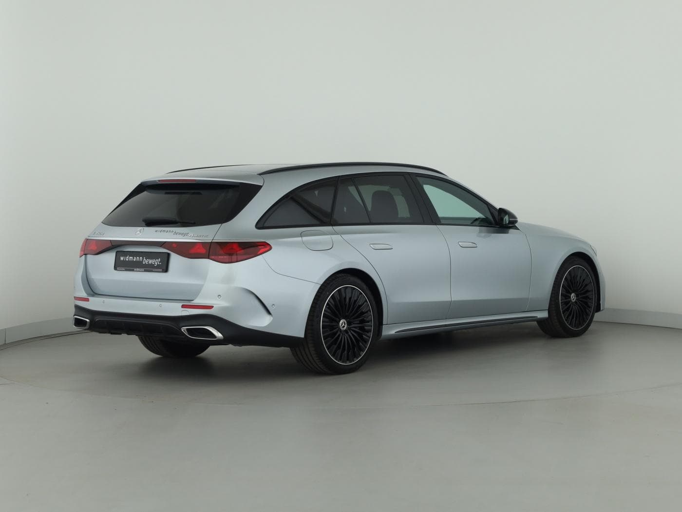 Mercedes-Benz E 450 d 4MATIC T-Modell Bild 6