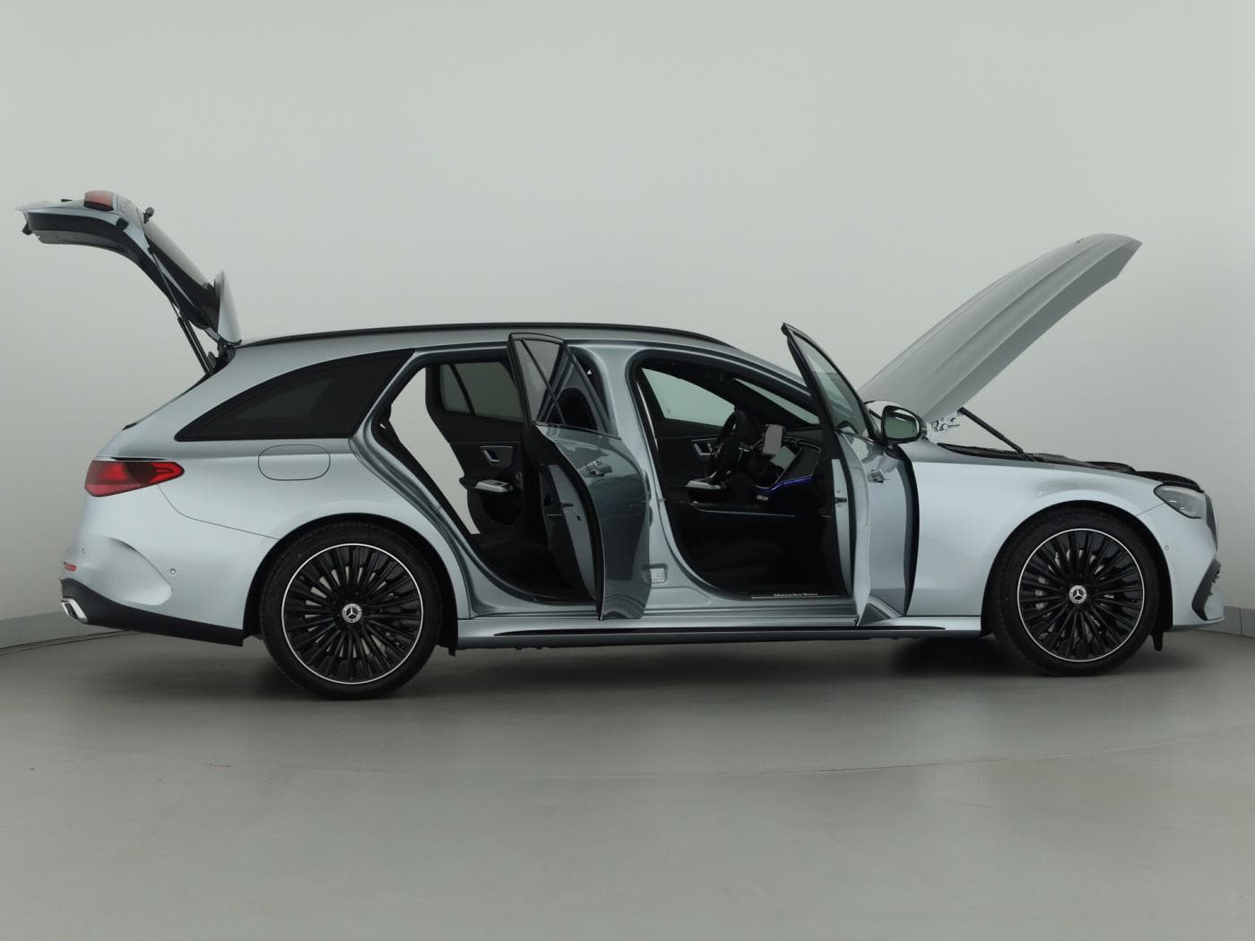Mercedes-Benz E 450 d 4MATIC T-Modell Bild 8