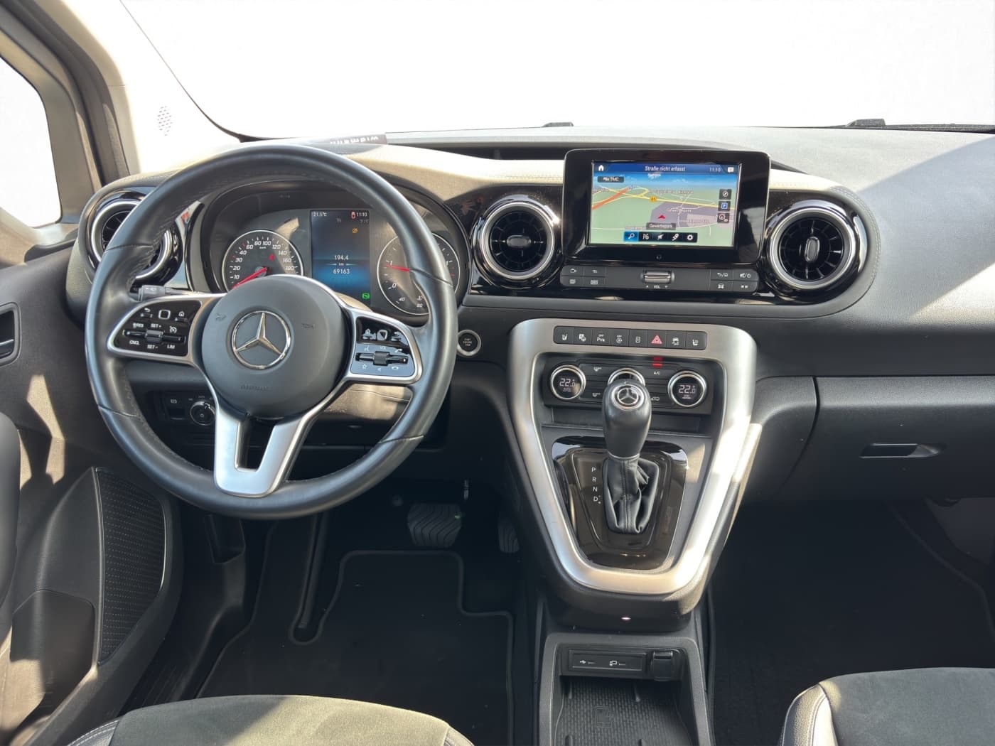 Mercedes-Benz T 180 d PROGRESSIVE Standard Bild 9