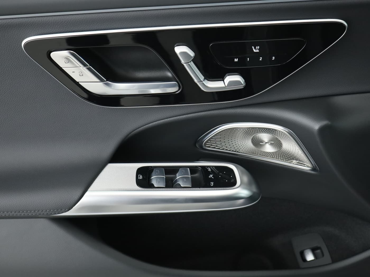 Mercedes-Benz E 300 de T Bild 20