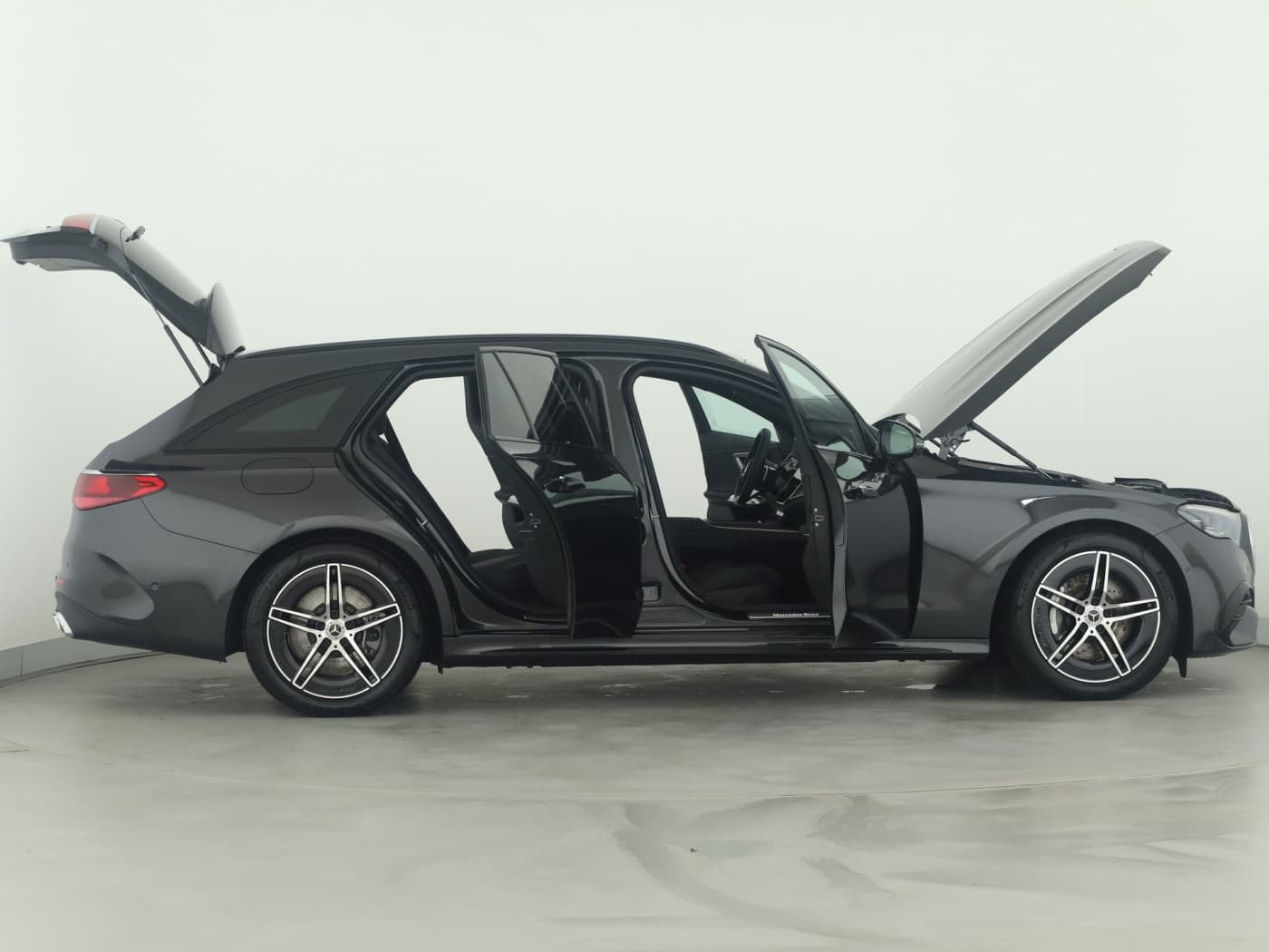 Mercedes-Benz E 300 de T Bild 8