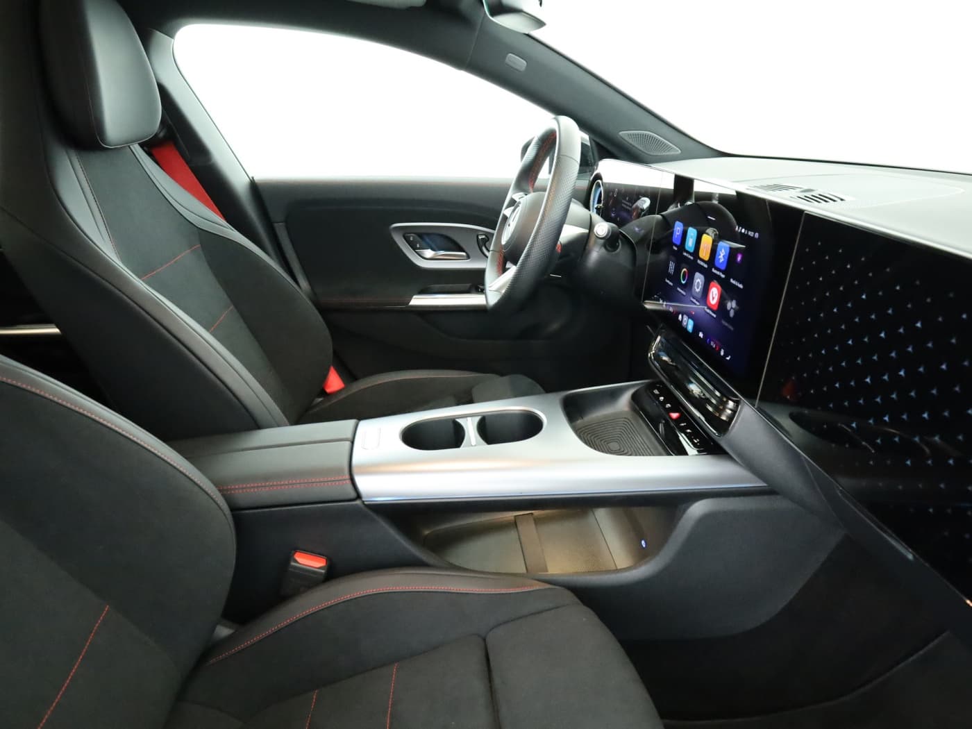 Mercedes-Benz CLA 250+ EQ Bild 17