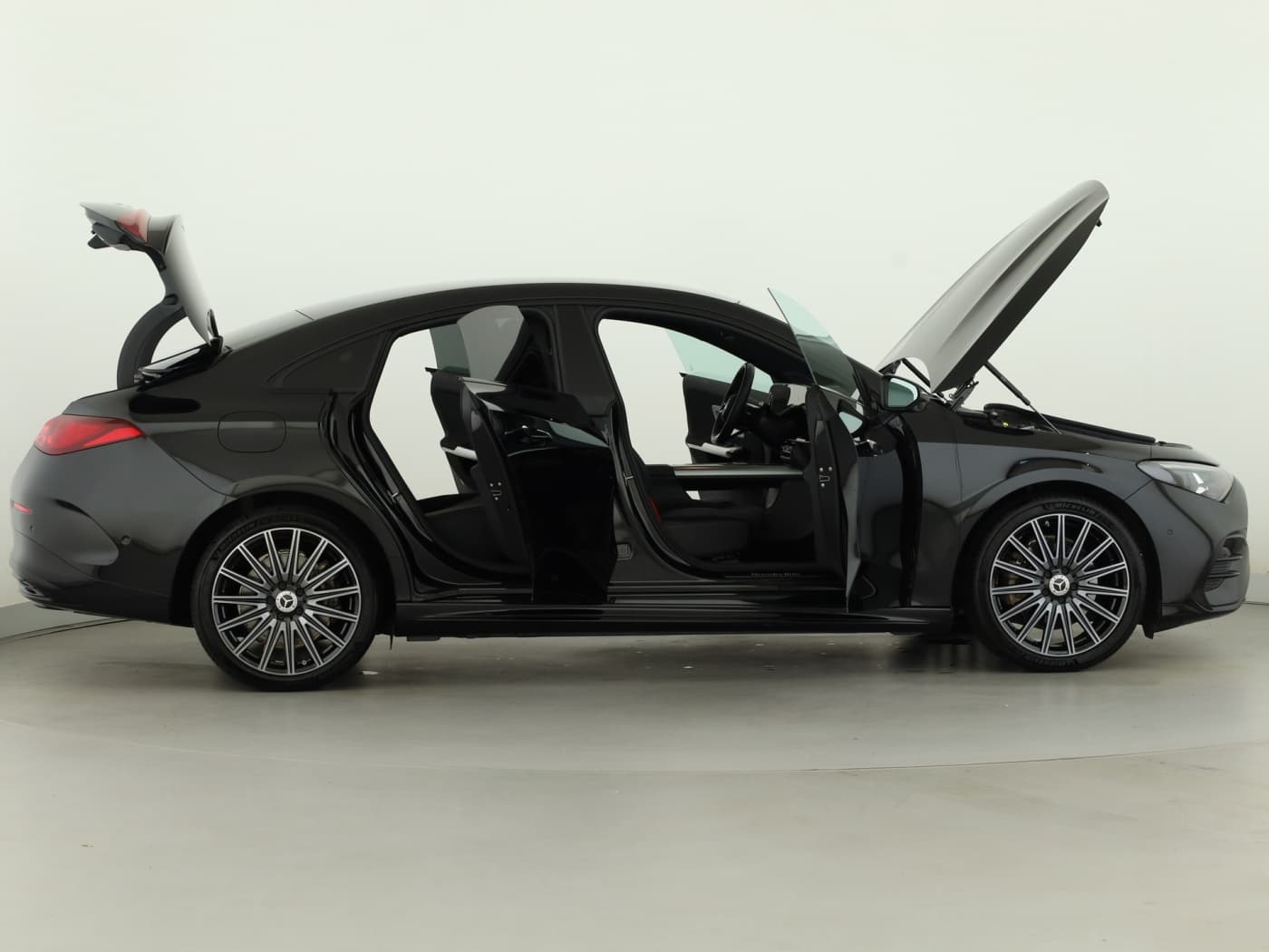 Mercedes-Benz CLA 250+ EQ Bild 8