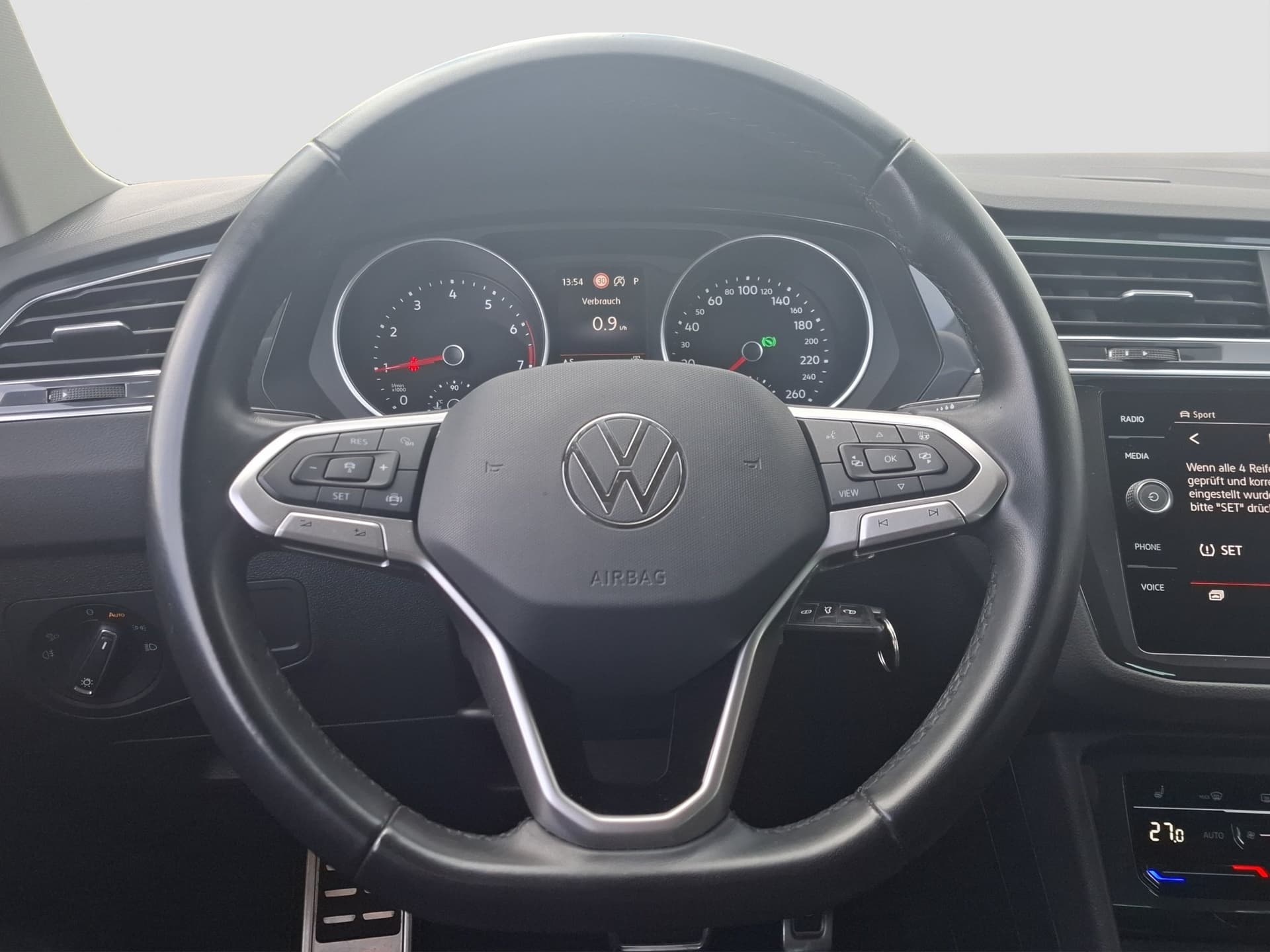 Volkswagen Tiguan 1.5 TSI 150 PS DSG ACC NAVI LED Bild 10