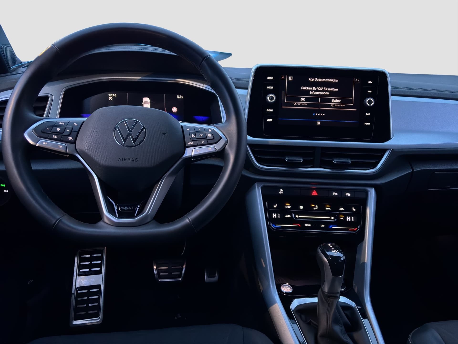 Volkswagen T-Roc Life 2.0 TDI DSG 150 PS AHK Kamera ACC Bild 9