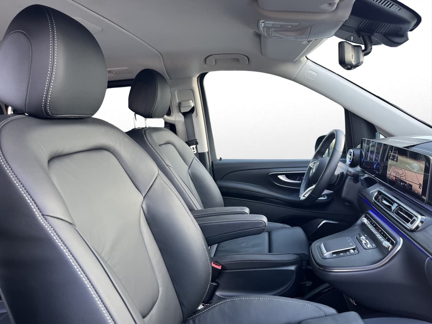 Mercedes-Benz EQV 300 Avantgarde XL Bild 14