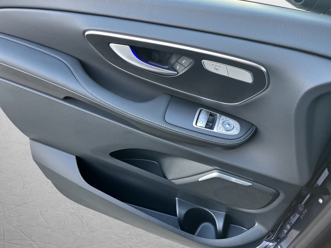Mercedes-Benz EQV 300 Avantgarde XL Bild 16
