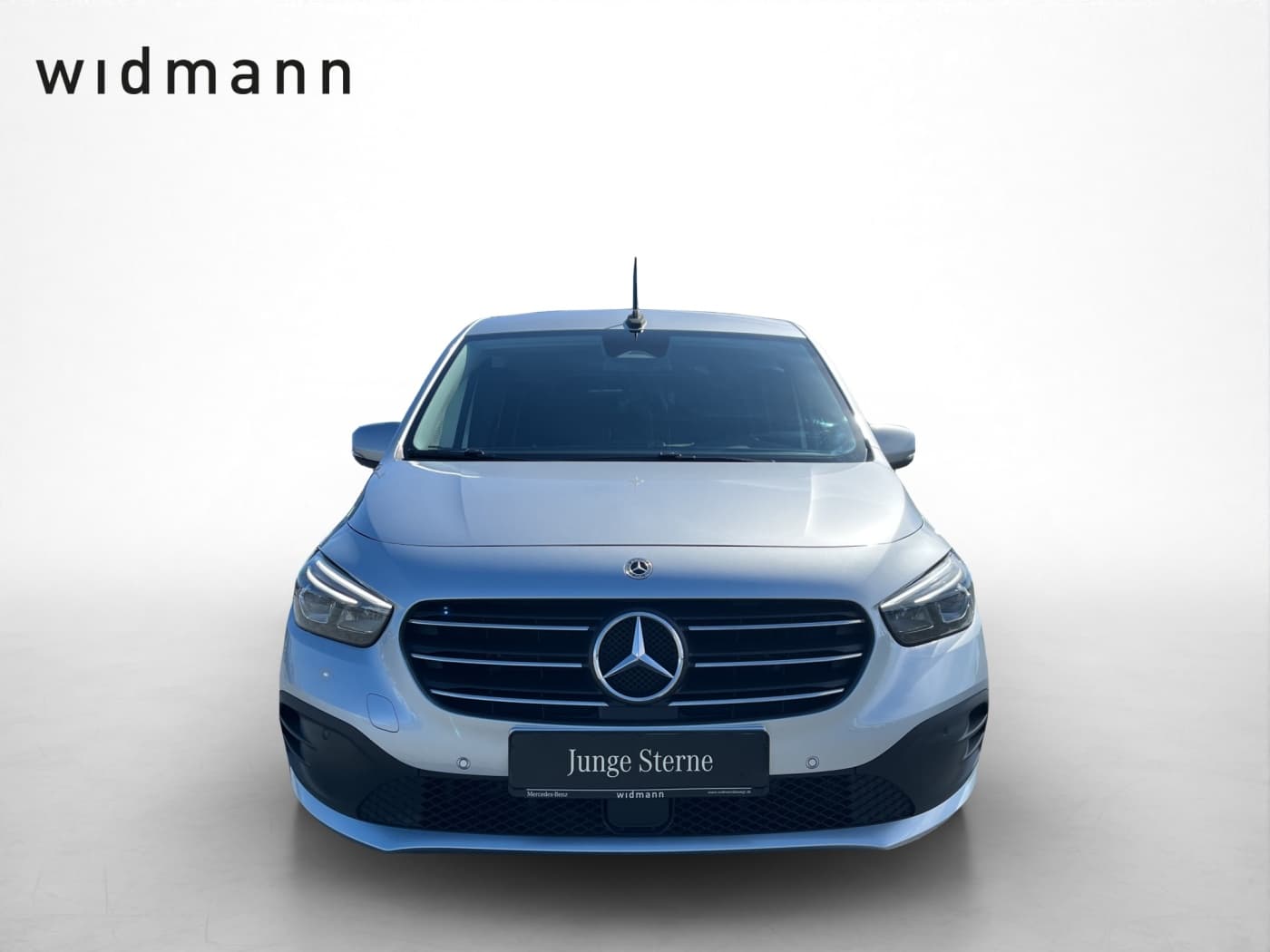 Mercedes-Benz T 180 d PROGRESSIVE Standard Bild 2