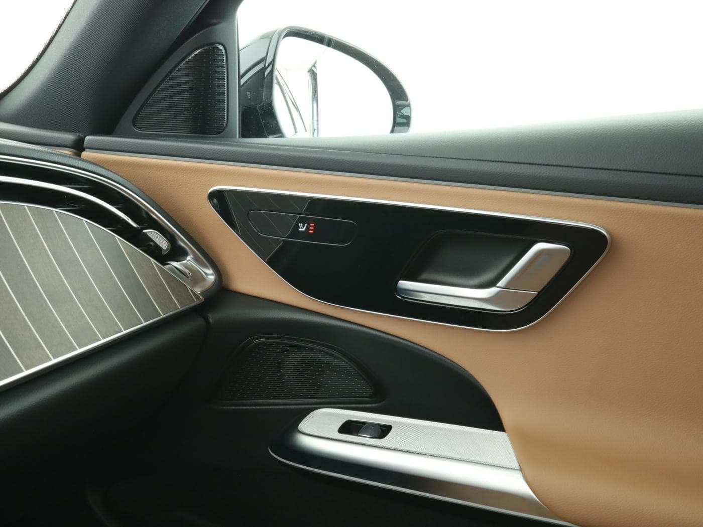 Mercedes-Benz E 300 de T Bild 16